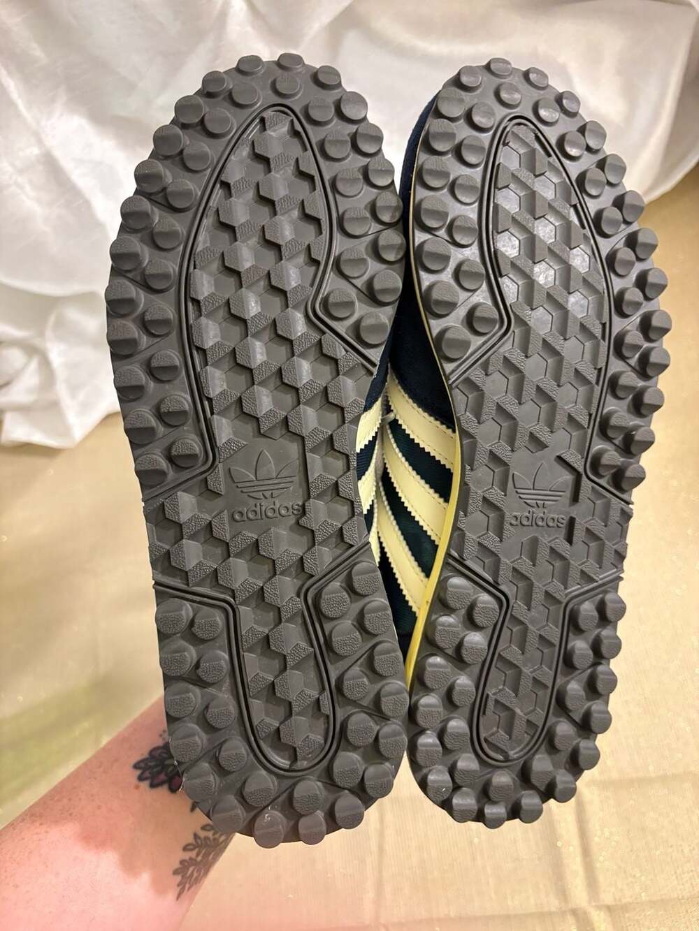 Men’s Adidas TRX Vintage Parley Crew Navy Bleached Sneakers (Model GW2055) - Picture 8 of 8
